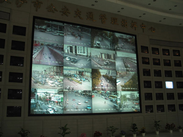 �O���ҕ��