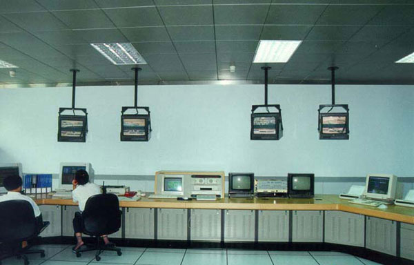 �O���ҕ��